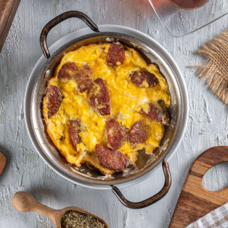 Sucuklu Yumurta (Eggs with sausage)